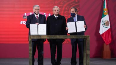 Photo of Gobierno Federal en compañía del sector obrero y empresarial, firman acuerdo para mejoras laborales