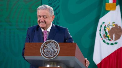 Photo of AMLO se recupera de COVID-19, «estamos de nuevo de pie y en lucha», afirma.