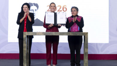 Photo of Presidenta Claudia Sheinbaum firma decreto para fortalecer la transparencia en el Gobierno de México.